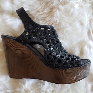 Very Volitile Black Leather Platform size 9